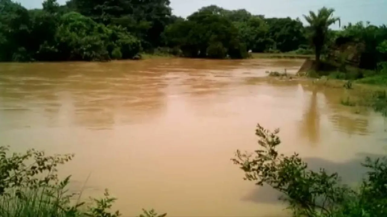 Surbarnarekha jumps danger level