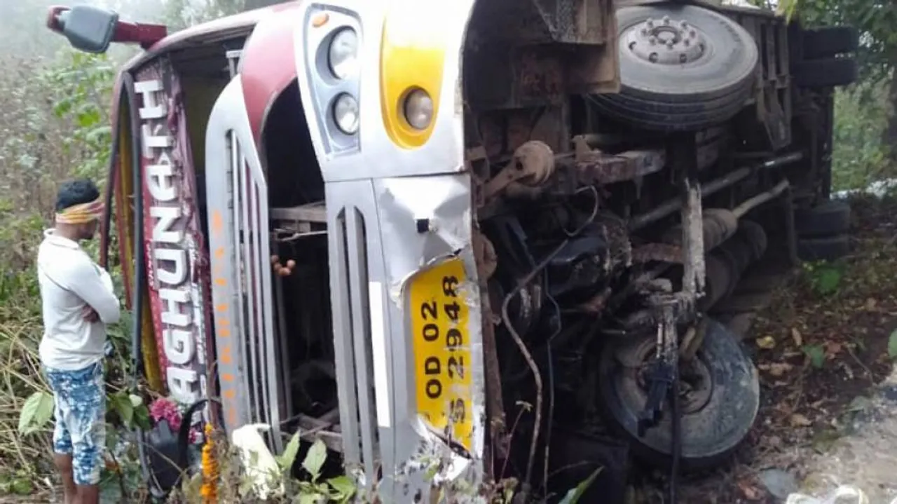 Odisha: 1 Killed, 13 Injured In Separate Road Accidents