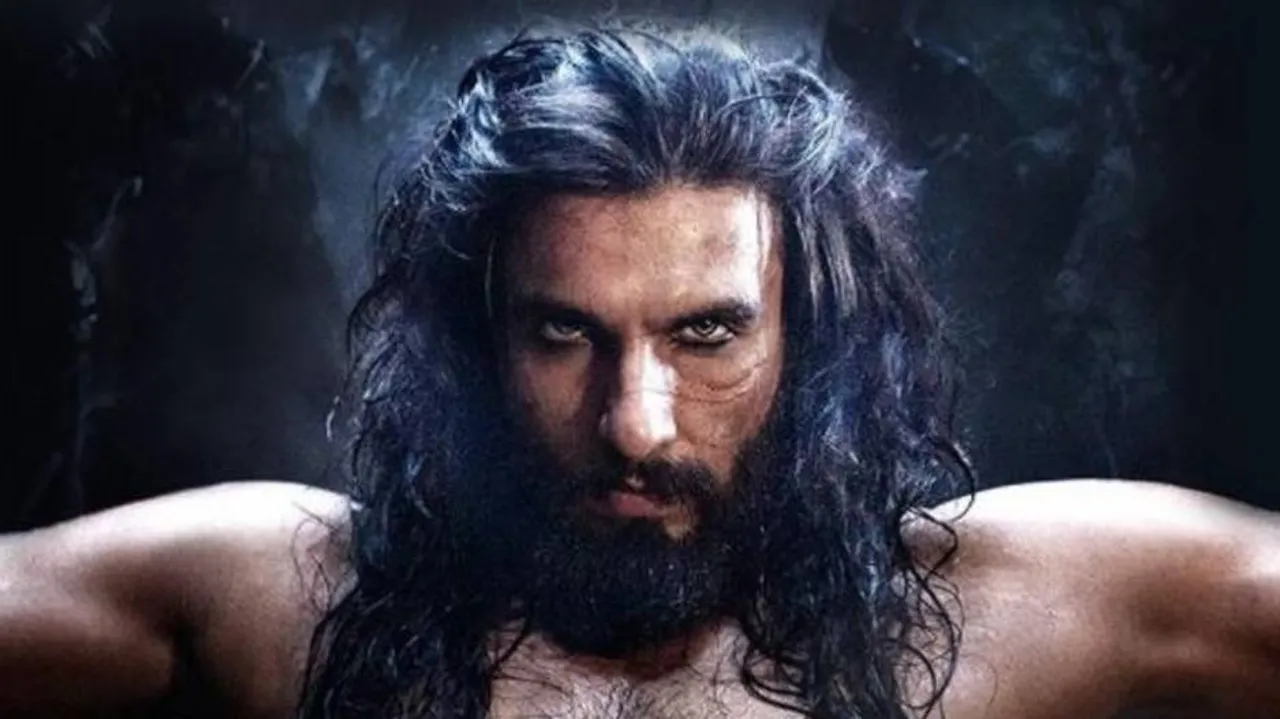 Ranveer gets first 'award' for 'Padmaavat' from Big B