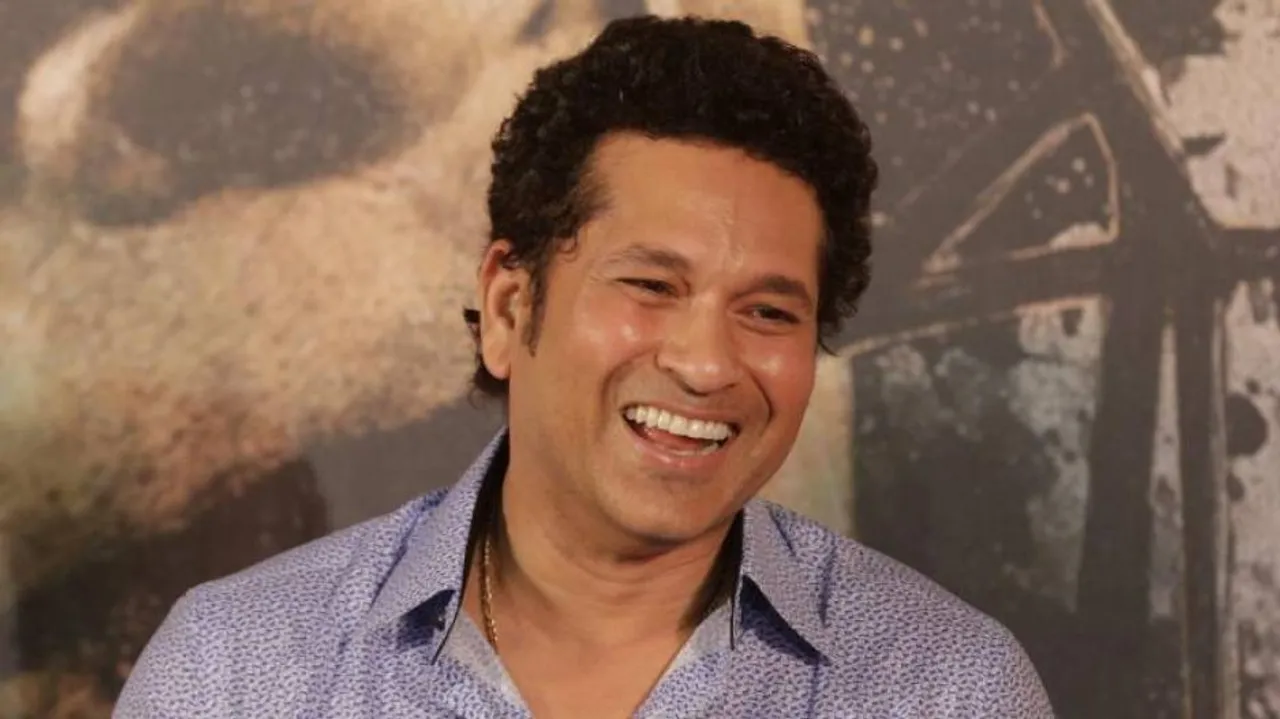 Tendulkar turns 44; Know who wished the Little Master!