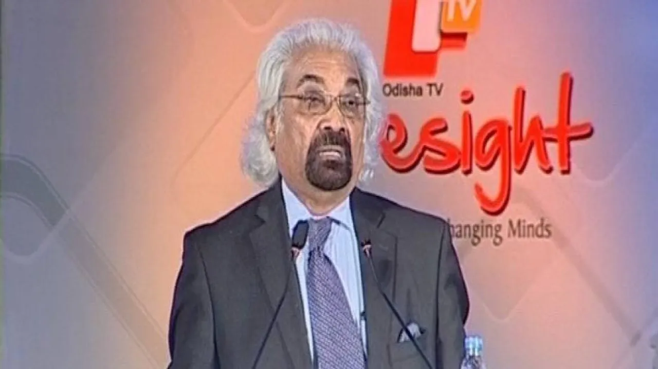 Media is going to be customised: Pitroda