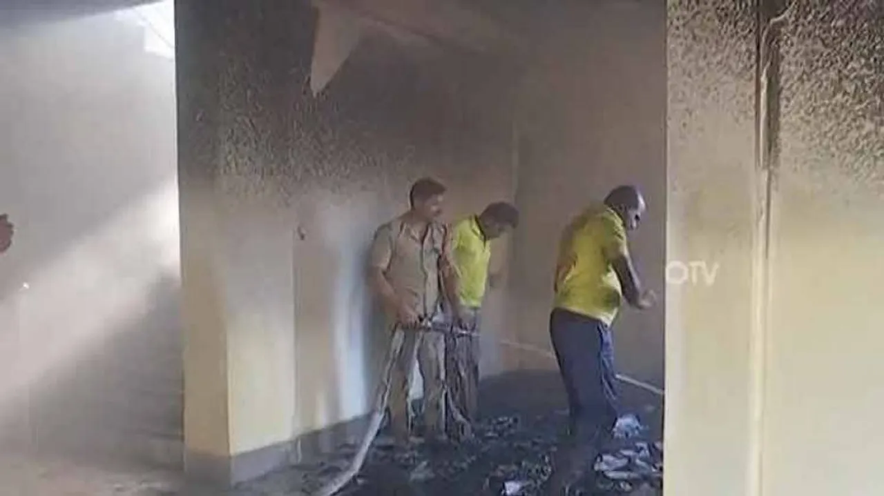 Miscreants set fire to Board of Secondary Education office in Sambalpur