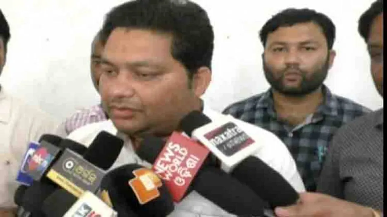 JE sit-up case: Patnagarh BJD MLA shifted to Bhubaneswar for bail plea hearing