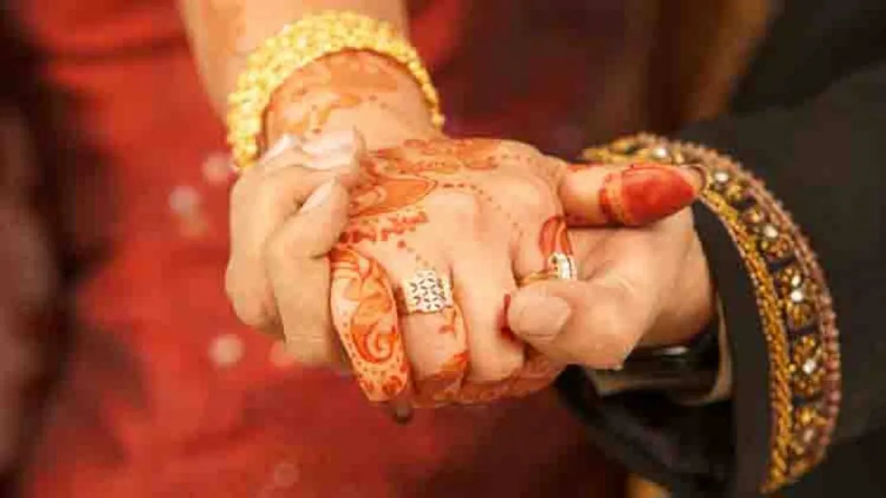 Op-Ed: State has no business peeping into people’s bedrooms