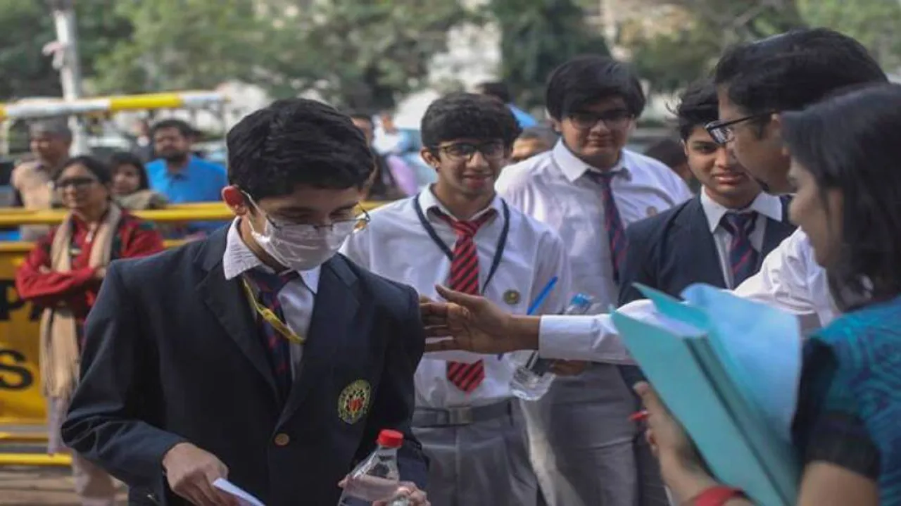 School Fee Issue: ‘There Seems To Be A Tacit Understanding Between Govt & Private Schools’