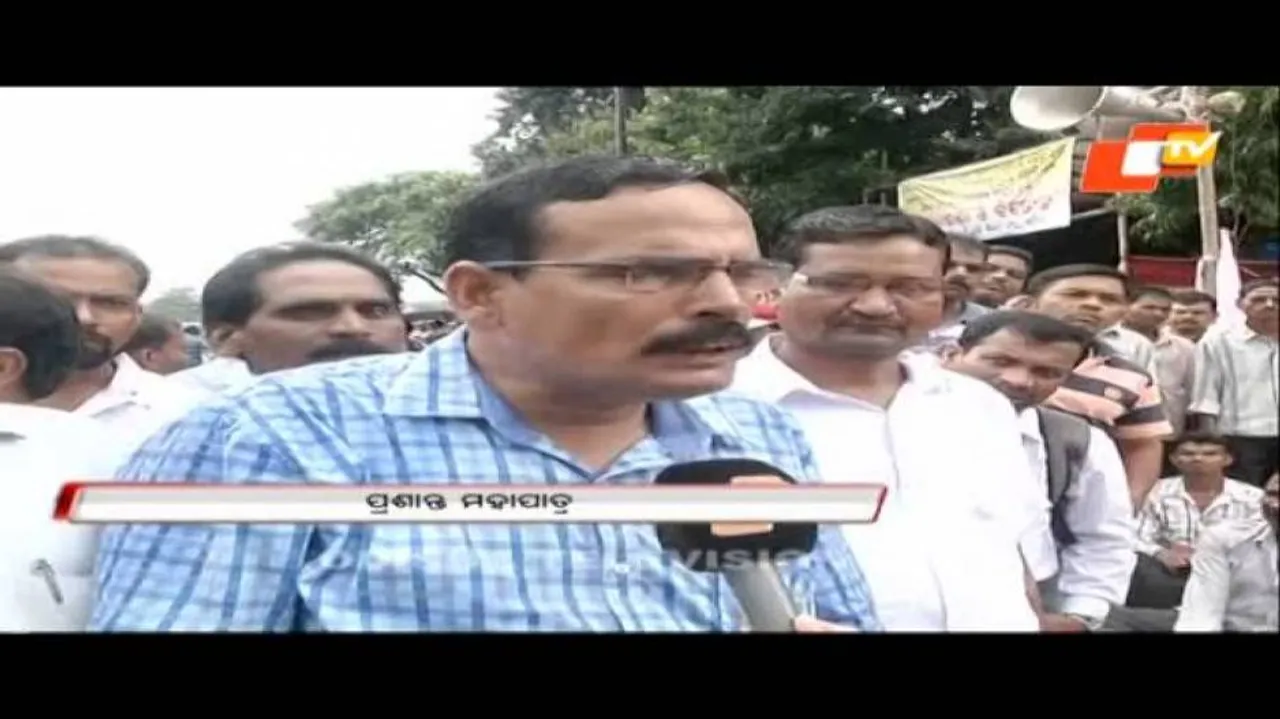 Agitating teachers’ strike enters third day