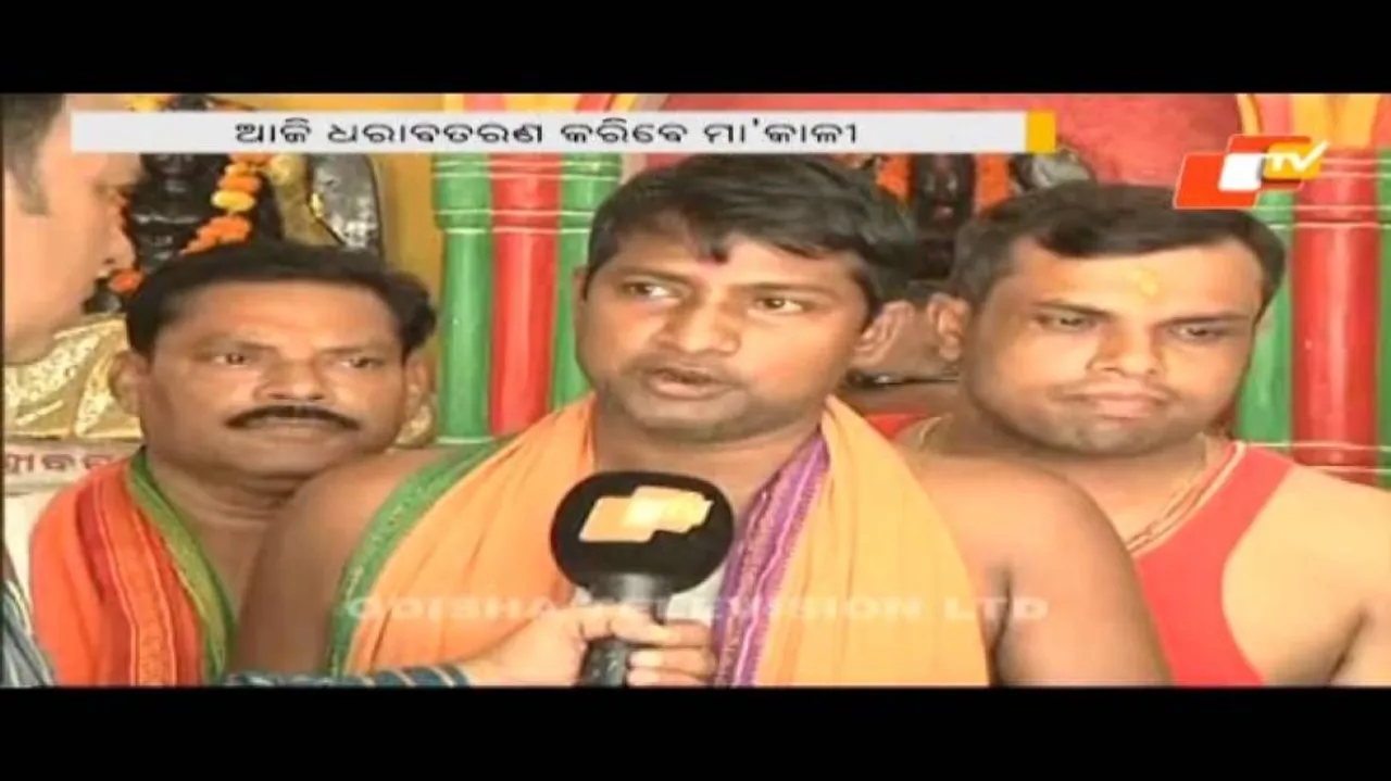 All roads lead to cracker stalls as Diwali preparation in full swing