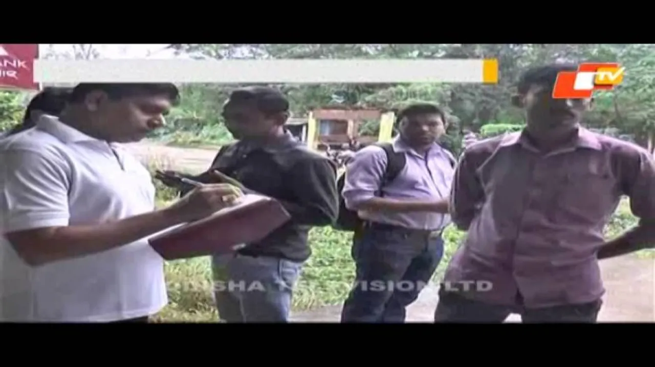 Bhadrak: Miscreants loot Rs 27 lakh from 3 ATMs, set them on fire