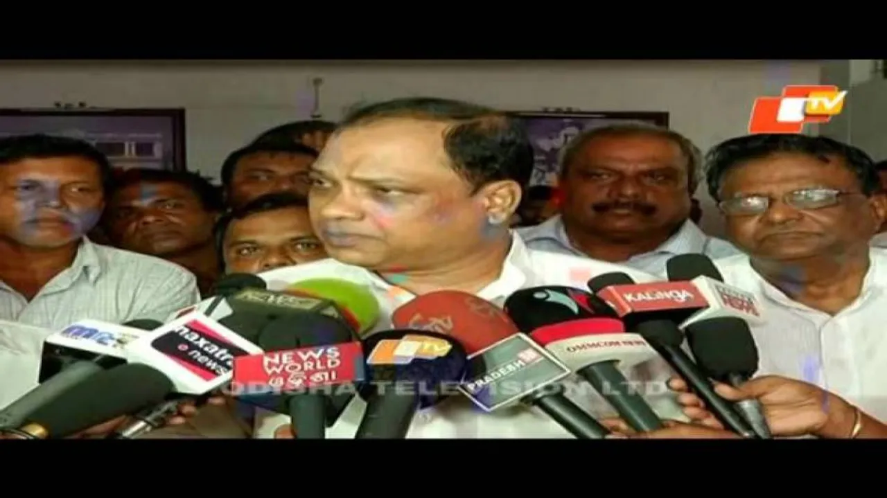 Jena-Mishra war of words at Cong executive meet