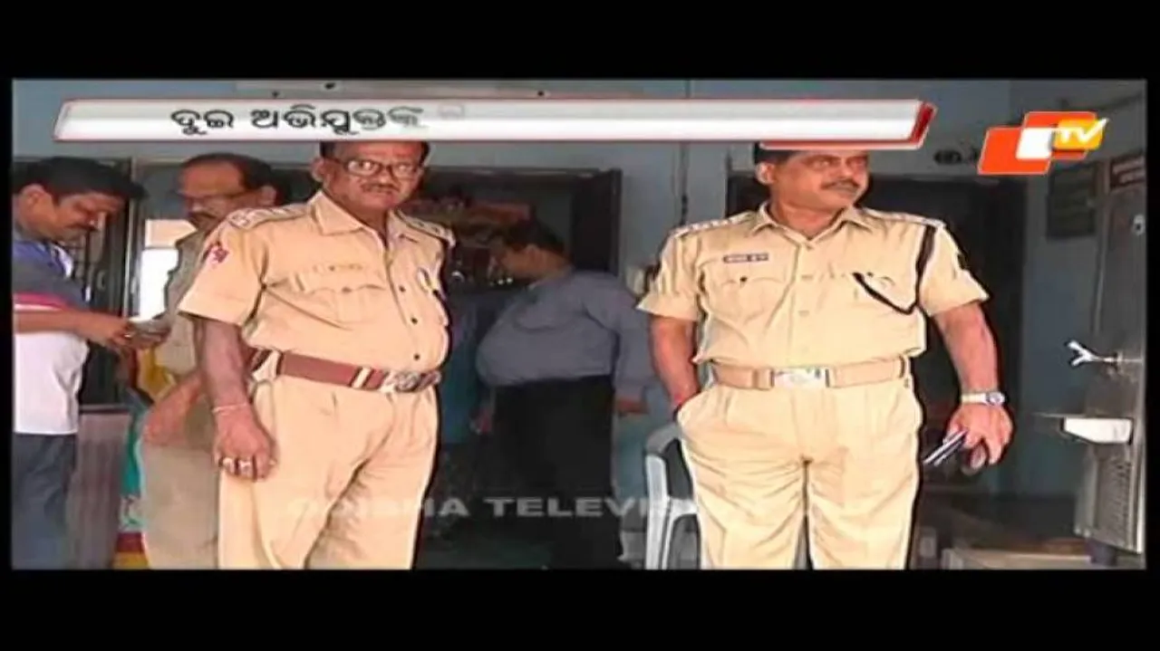 Two arrested in Jhinkiria loot, gang rape case