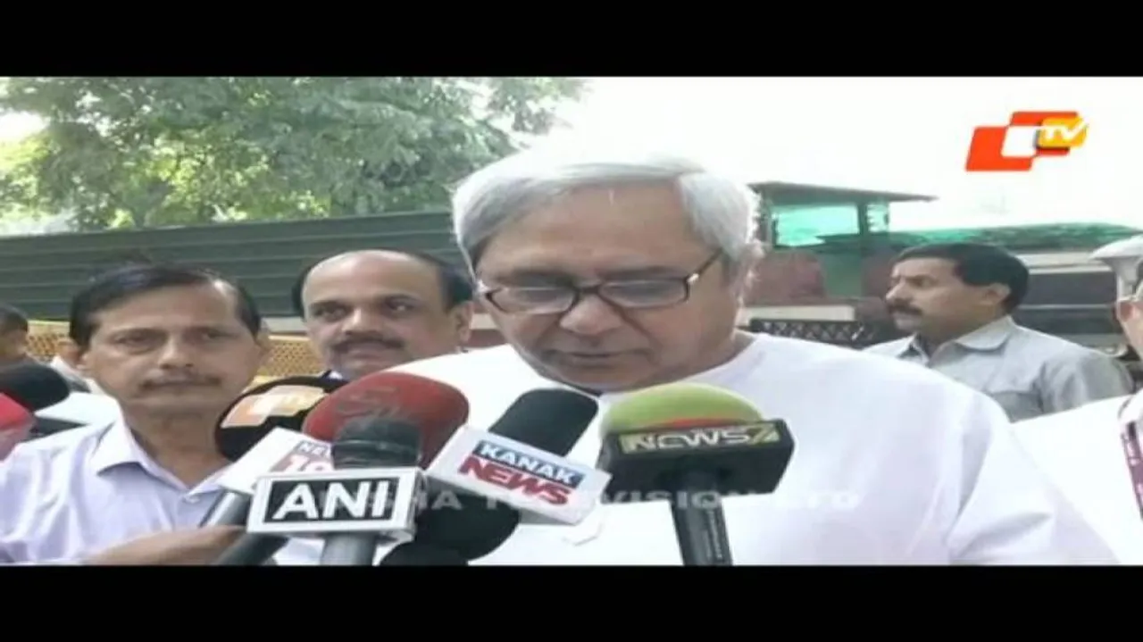 Naveen invites Jaitley to Make in Odisha conclave