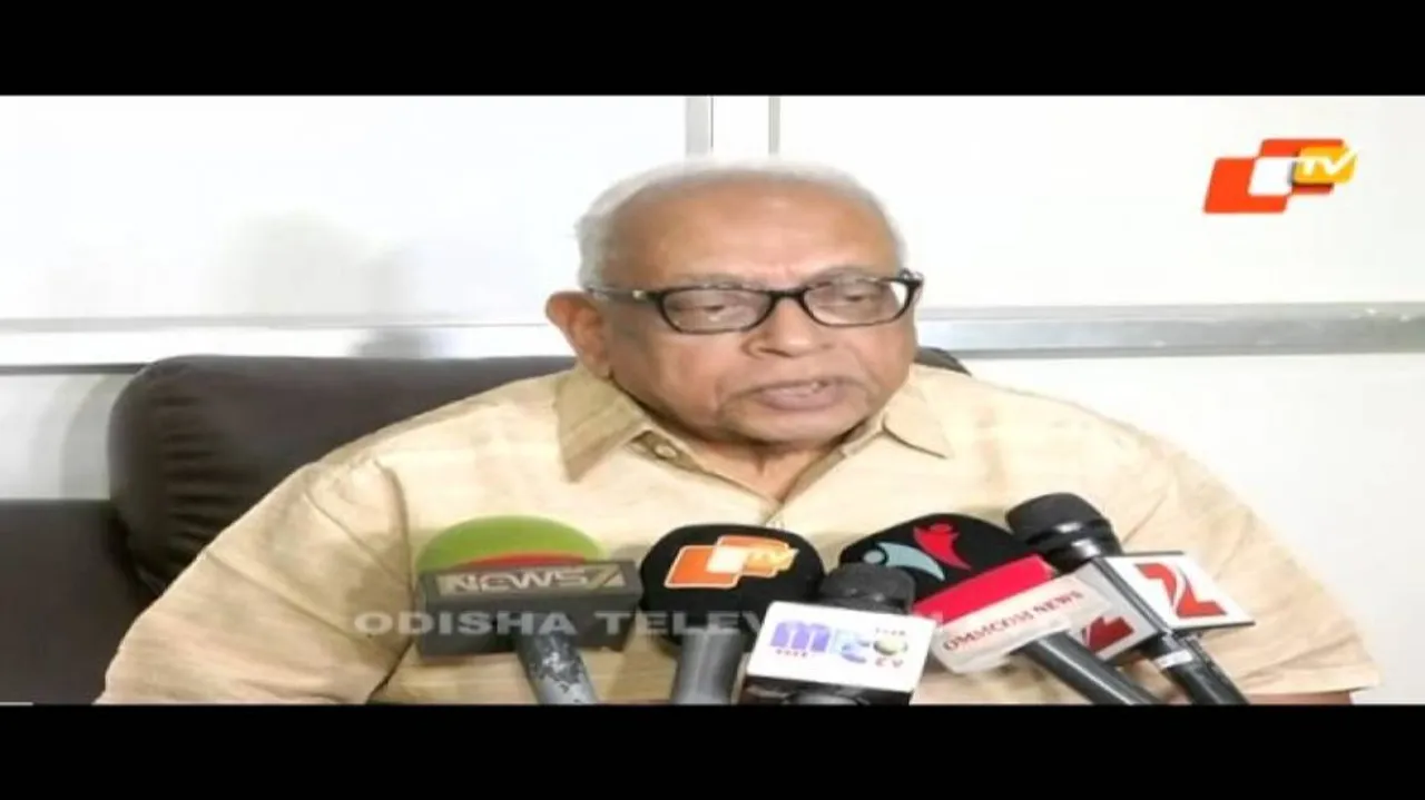 Jaitley’s lunch with Naveen irks Congress