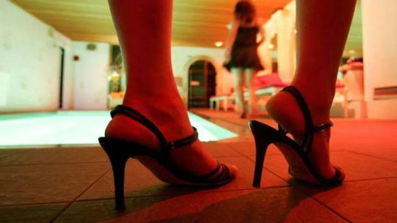 Sex racket: 7 hotels, parlours in twin city sealed
