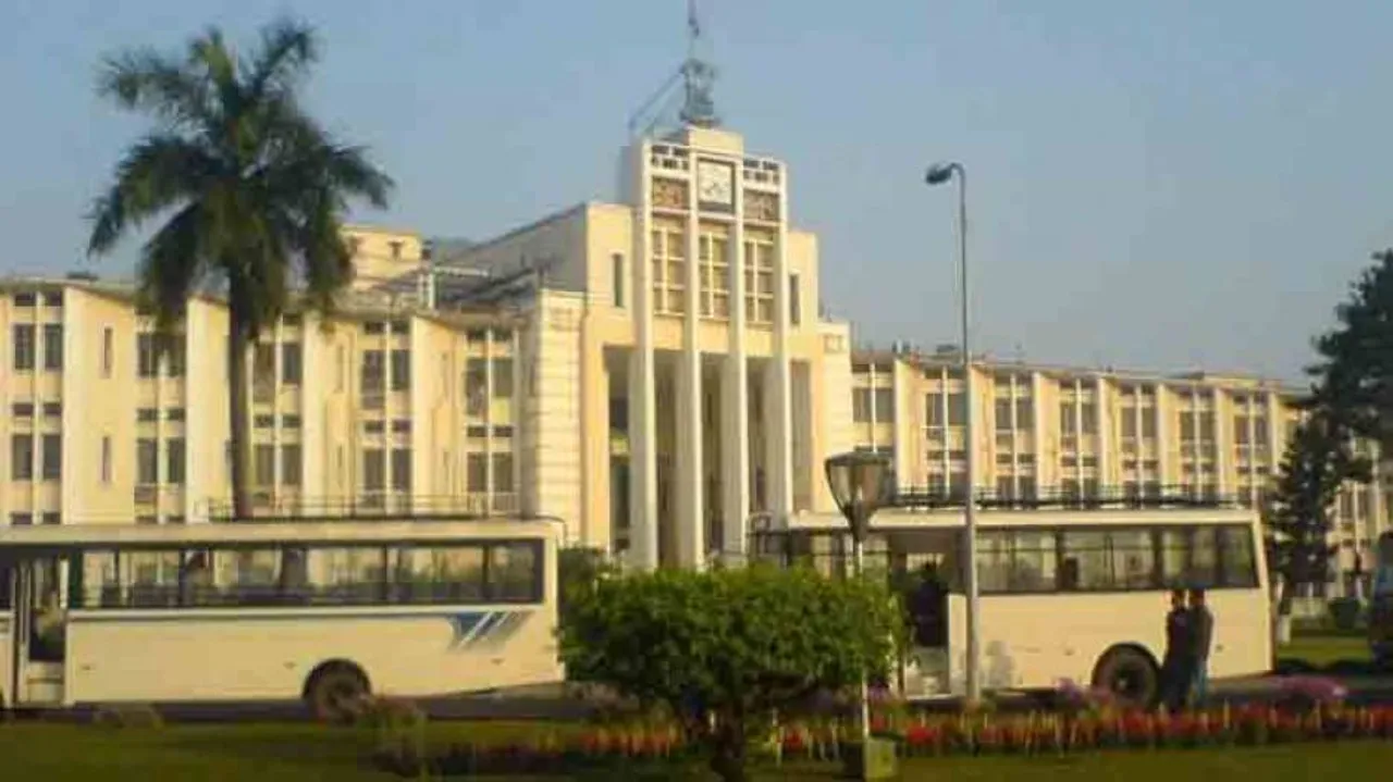 Two IAS Officers Promoted To ACS Rank, Minor Reshuffle In IPS Cadre In Odisha