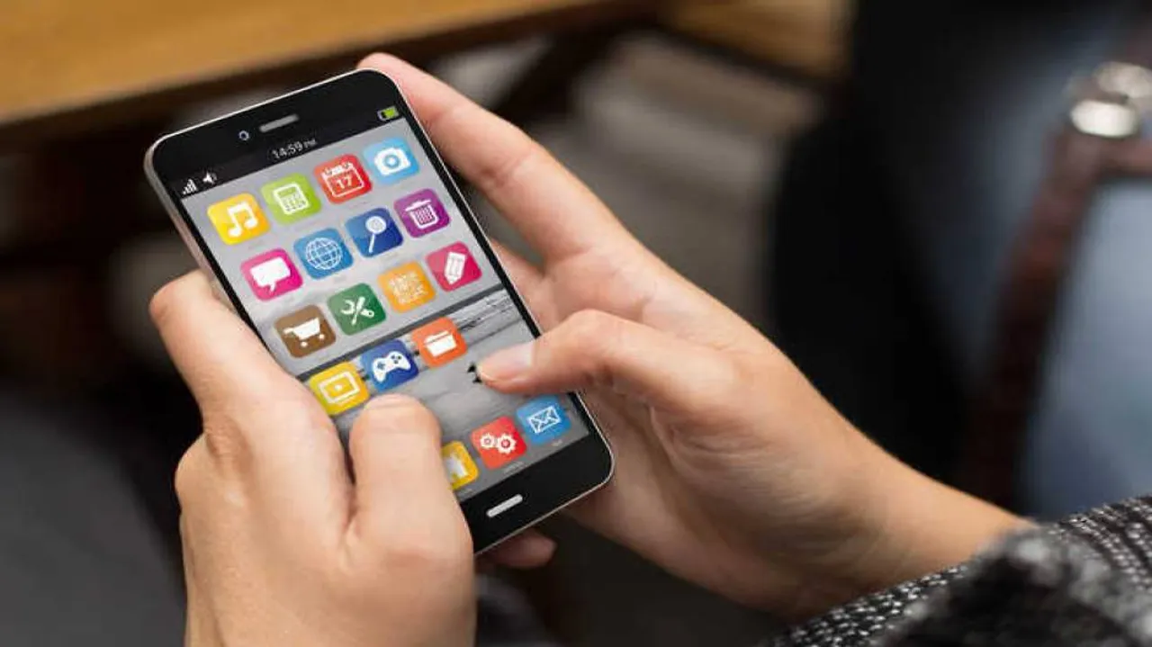 Phone use limit can reverse sleep problems in a week
