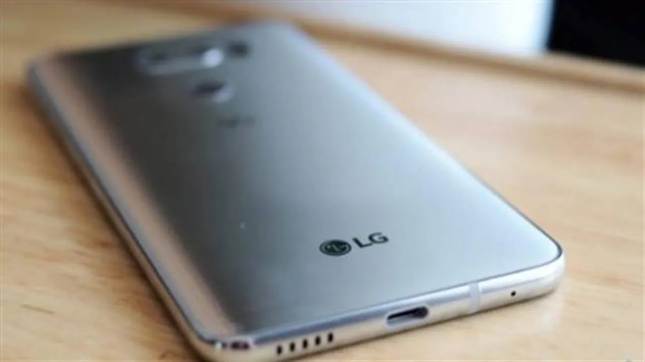 LG's $1,830 smartphone to hit the shelves next month