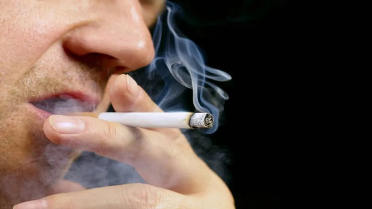 Smokers with HIV more at risk of lung cancer than AIDS