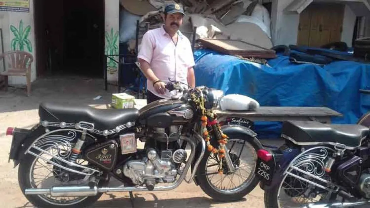 Bullet Love: Cuttack man celebrates birthday of his prized Royal Enfield
