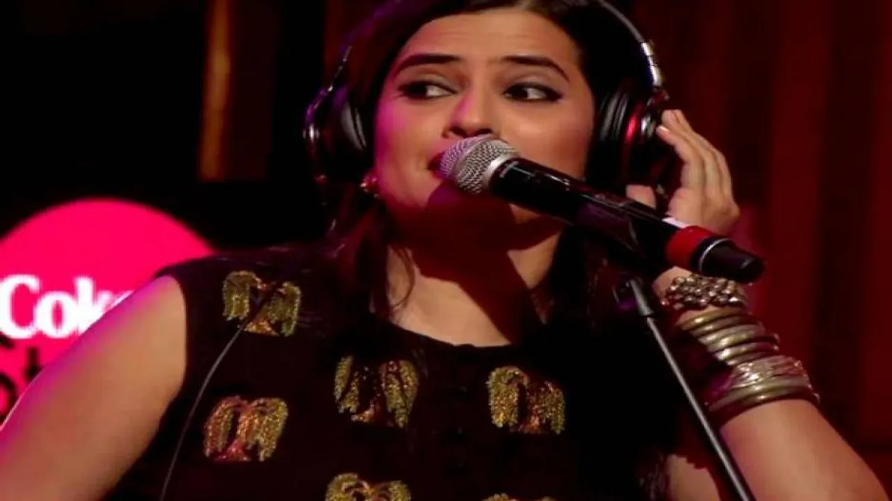 Sona Mohapatra tweets her ire back on Rangabati rendition at AAC