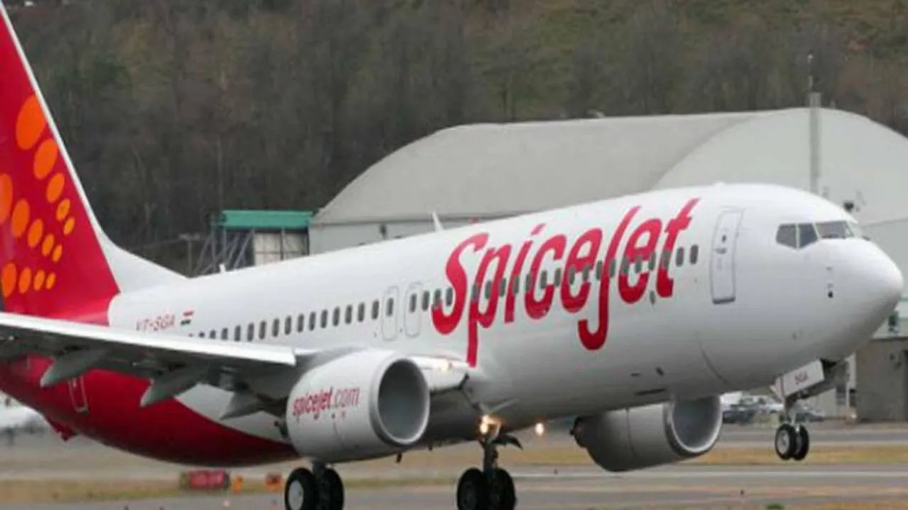 Spicejet plane stuck in mud at Mumbai airport, no casualties