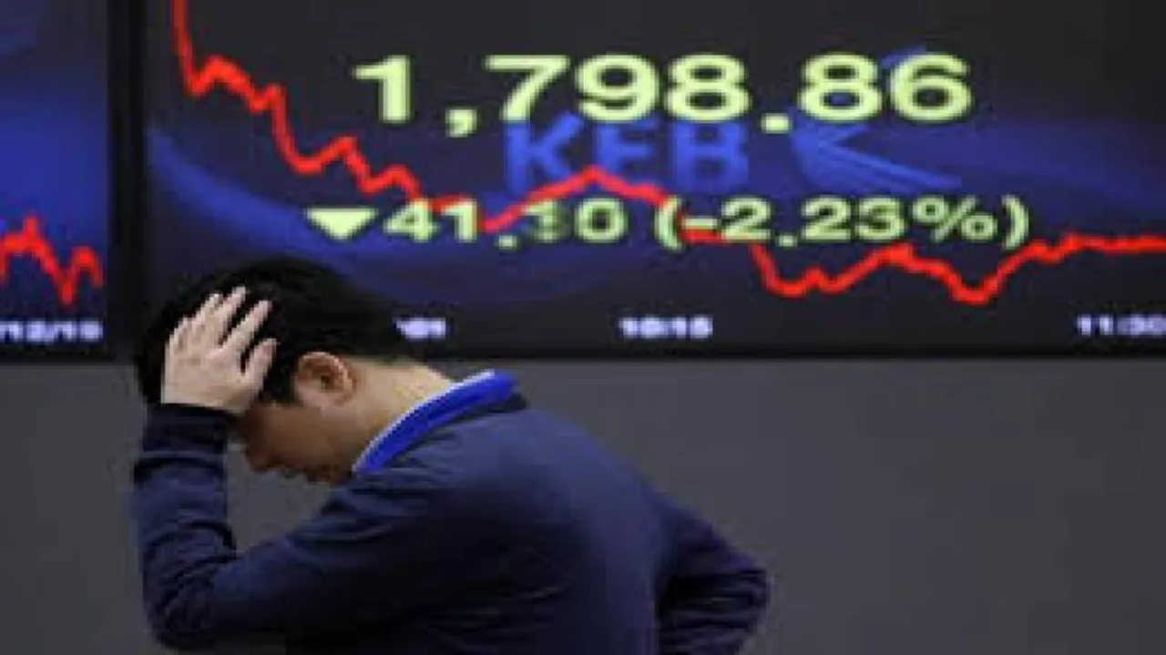 Chinese stocks sink below 3,000 points