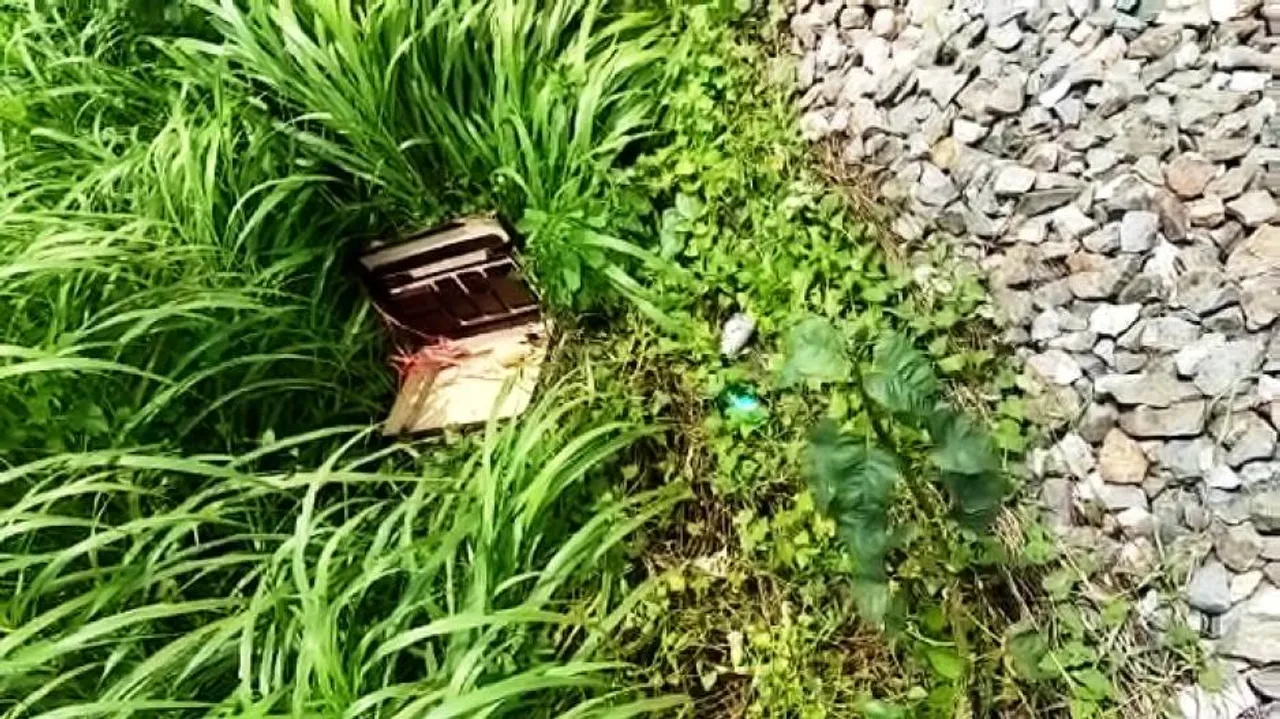 Abandoned suitcase triggers panic near Birapurushottampur station