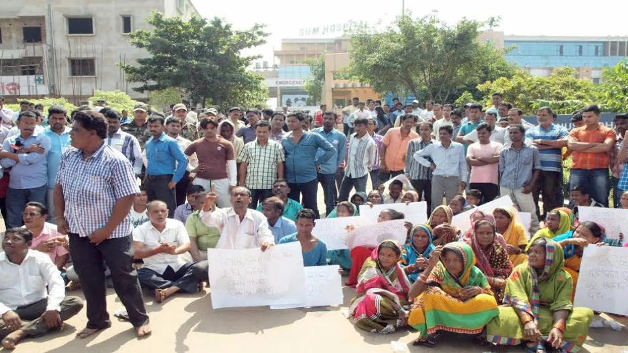 Locals stage demonstration demanding enhanced compensation