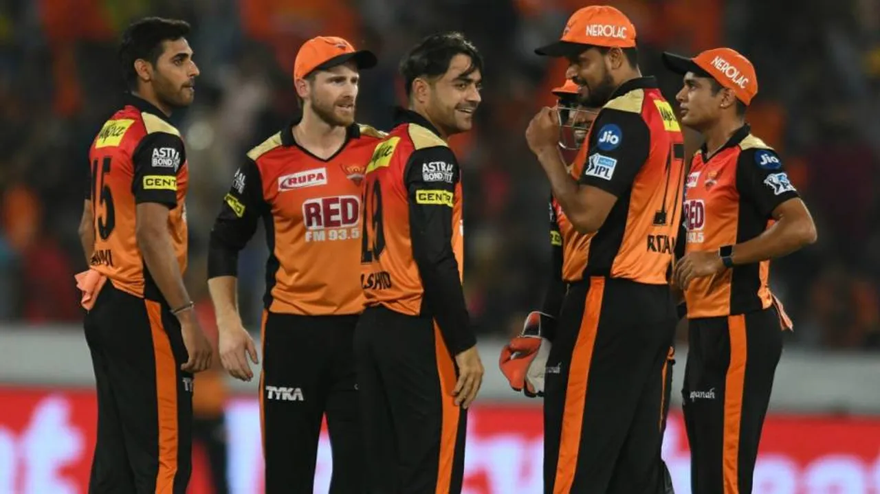IPL: Bowlers shine as Sunrisers Hyderabad beats RCB by 5 runs