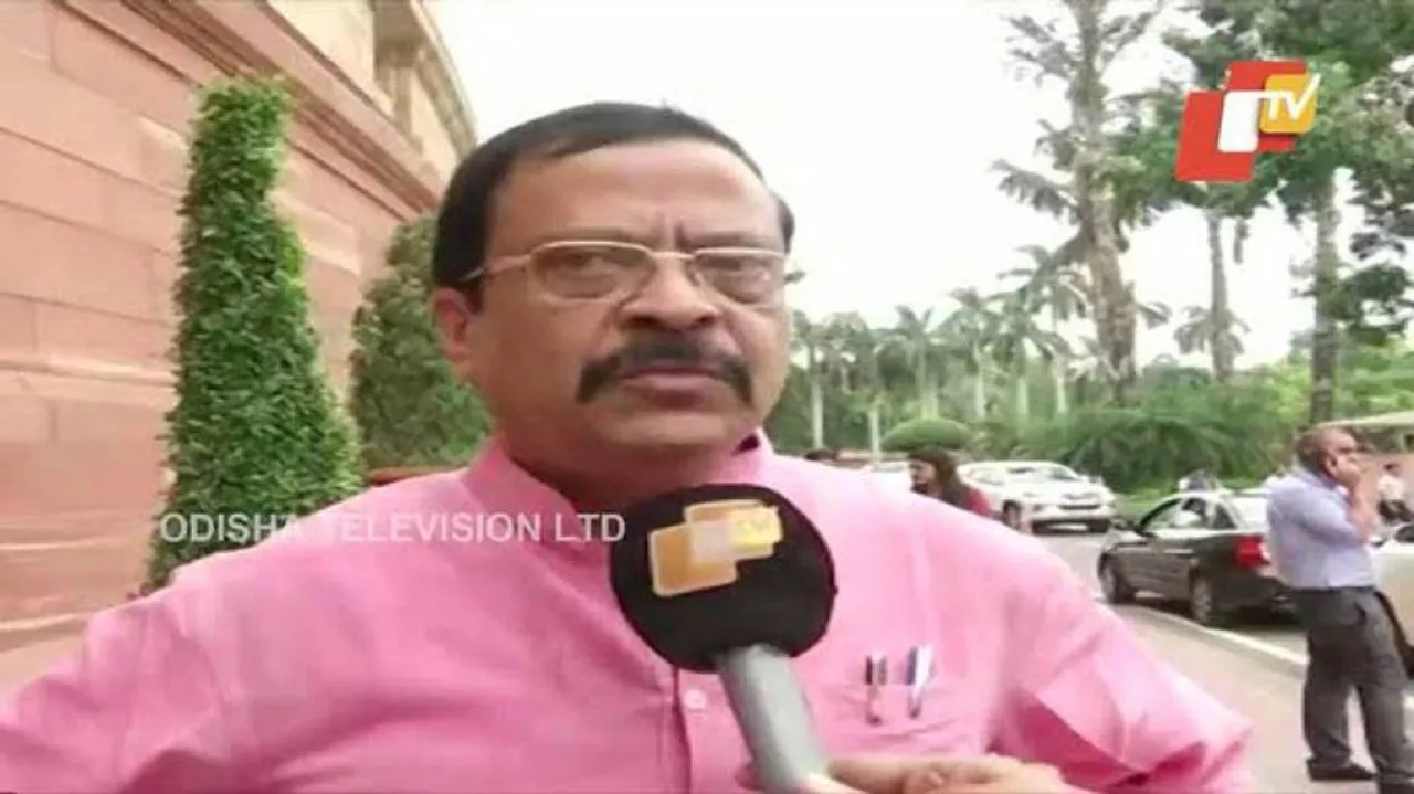 MP Suresh Pujari Urges CM Naveen To Transform Bargarh Old DHH Into City Hospital