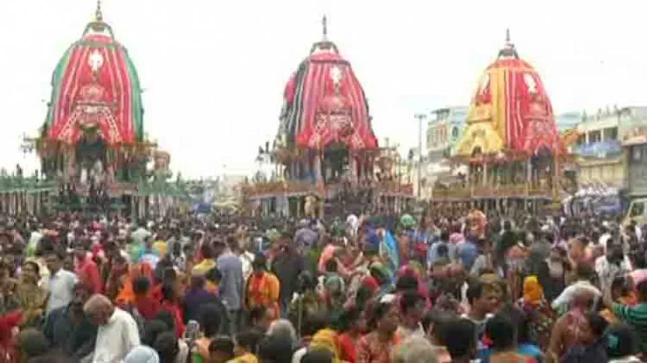 Rath Yatra: Adapa Mandapa Bije of Holy Trinity today