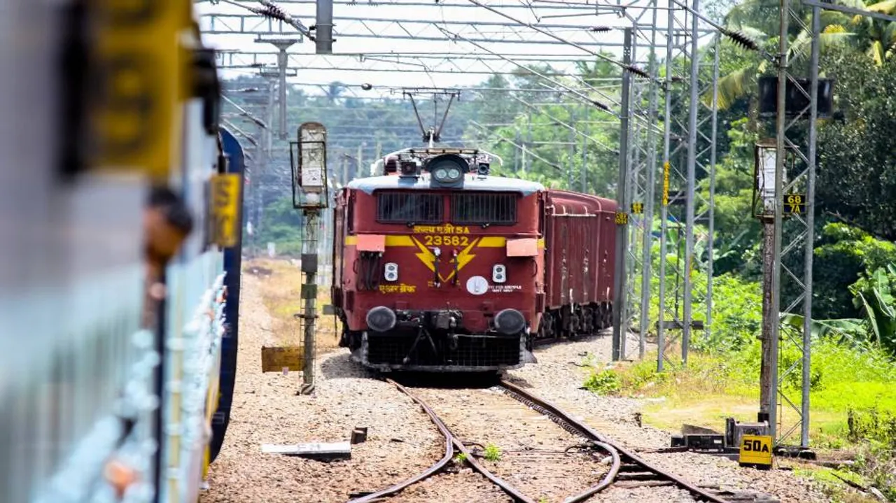 Rs 501 crore third line between Odisha’s Khurda Road-Gangadharpur moves ahead; railways floats tender