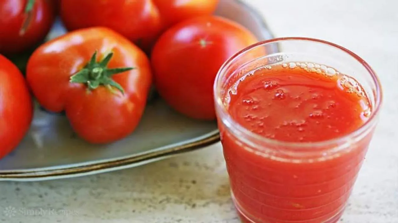 Unsalted tomato juice cuts heart disease risk  