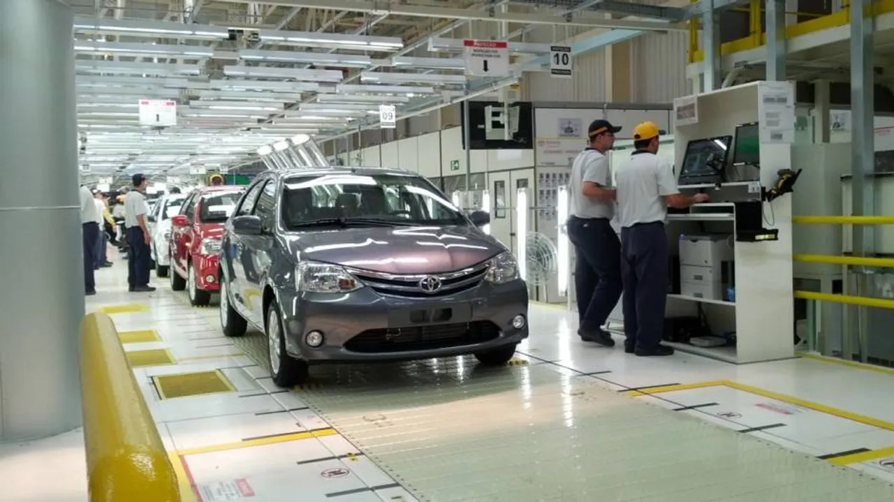 Toyota plans for 25,000 employees to work from home