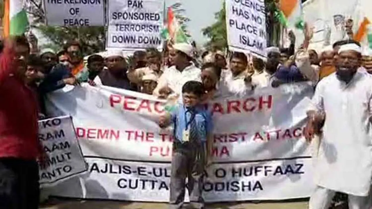 Pulwama Attack: Expressing solidarity with martyrs, Odisha traders observe peaceful bandh