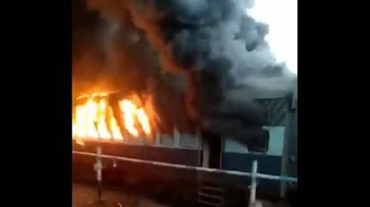 Anti-CAA Protests Scald Bengal, Trains, Buses Torched
