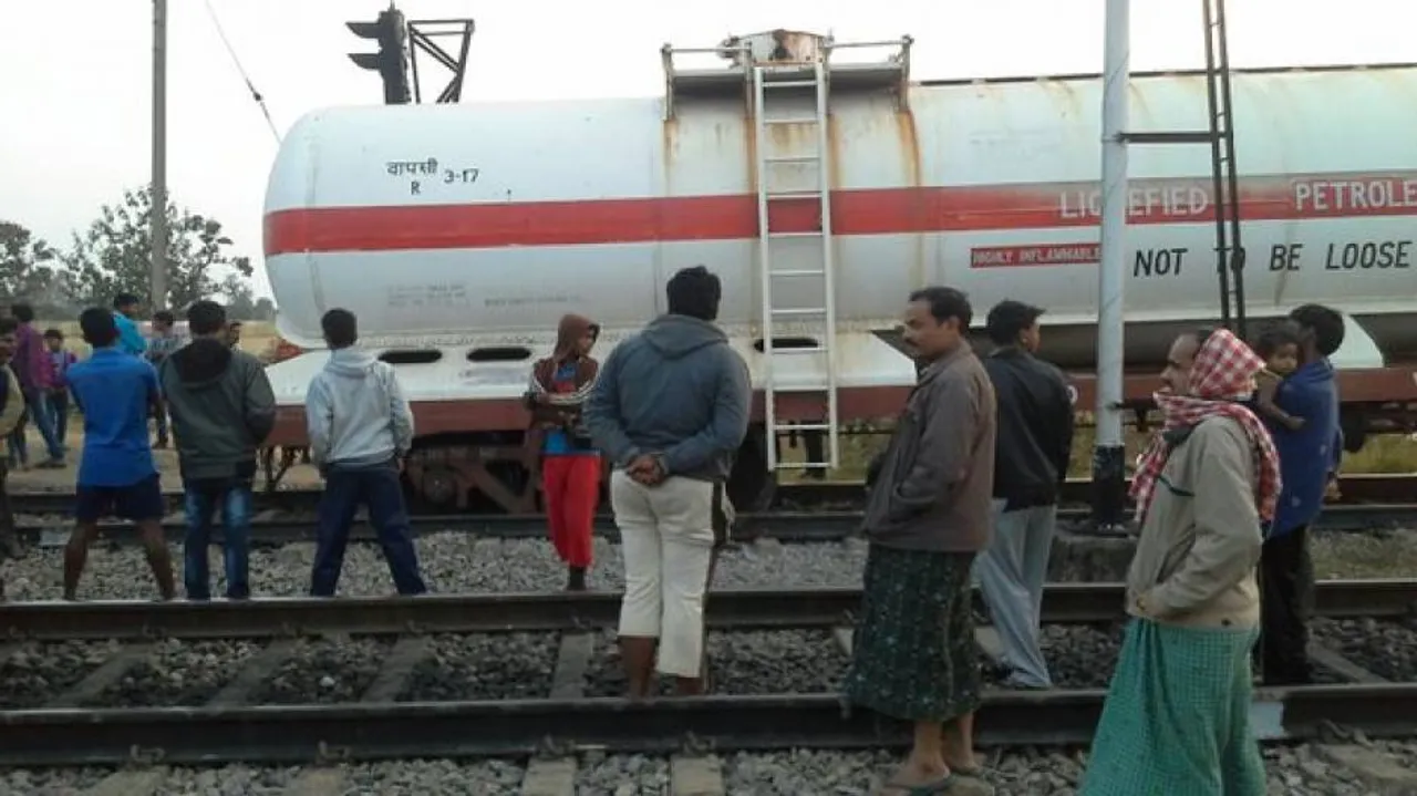 Goods train derails near Narla Road station