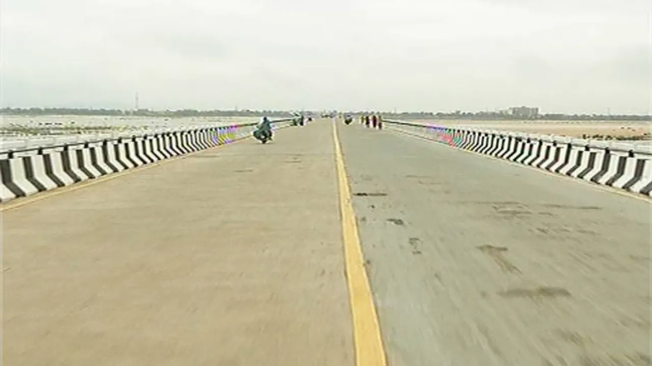 Bridging twin cities: CM Naveen inaugurates Kathjodi-Trisulia Bridge