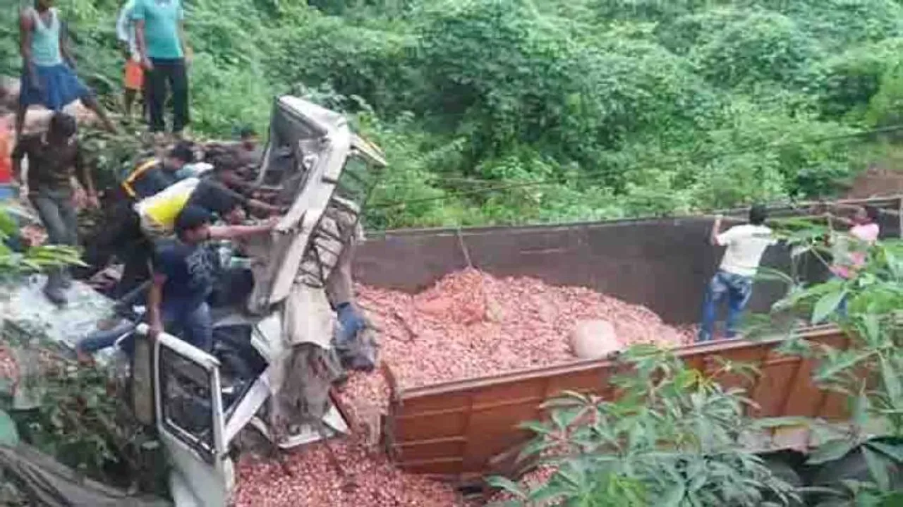 Two critical as onion-laden truck falls into deep gorge