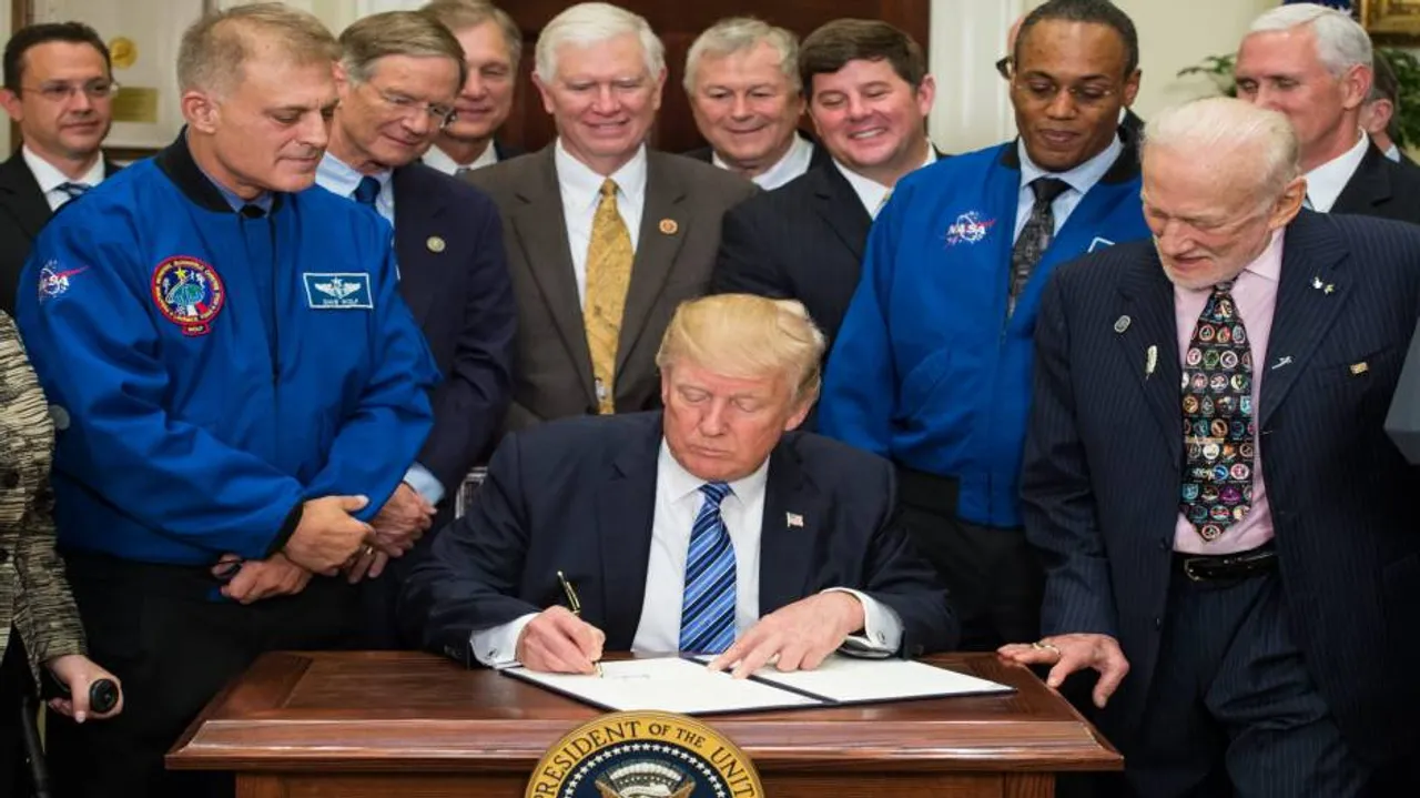 Trump signs order to re-establish National Space Council