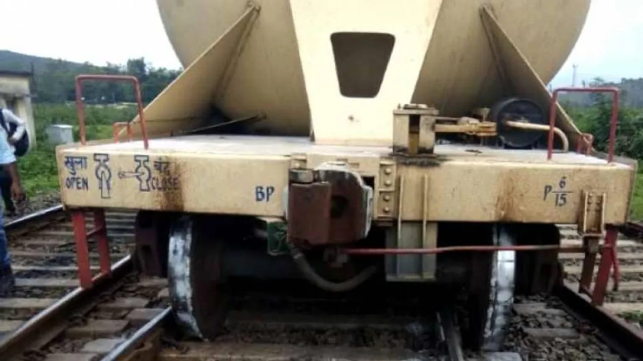 Goods train derails in Koraput