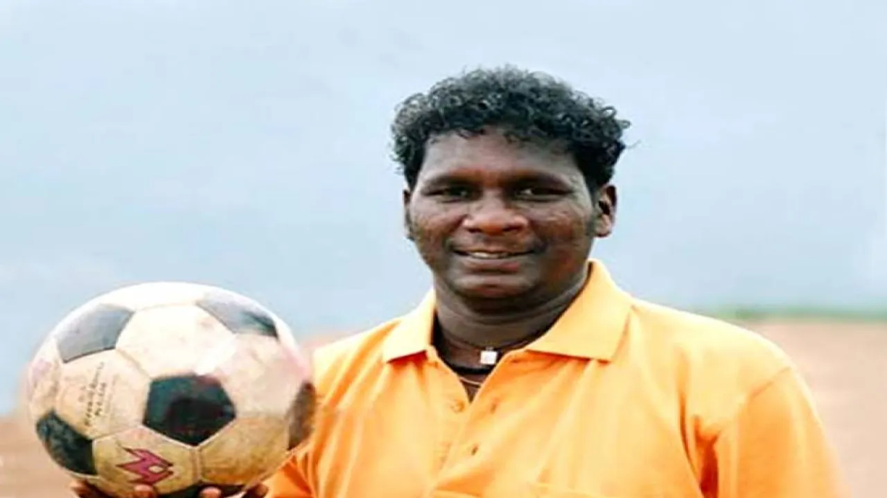 Vijayan bats for longer football league, praises ISL