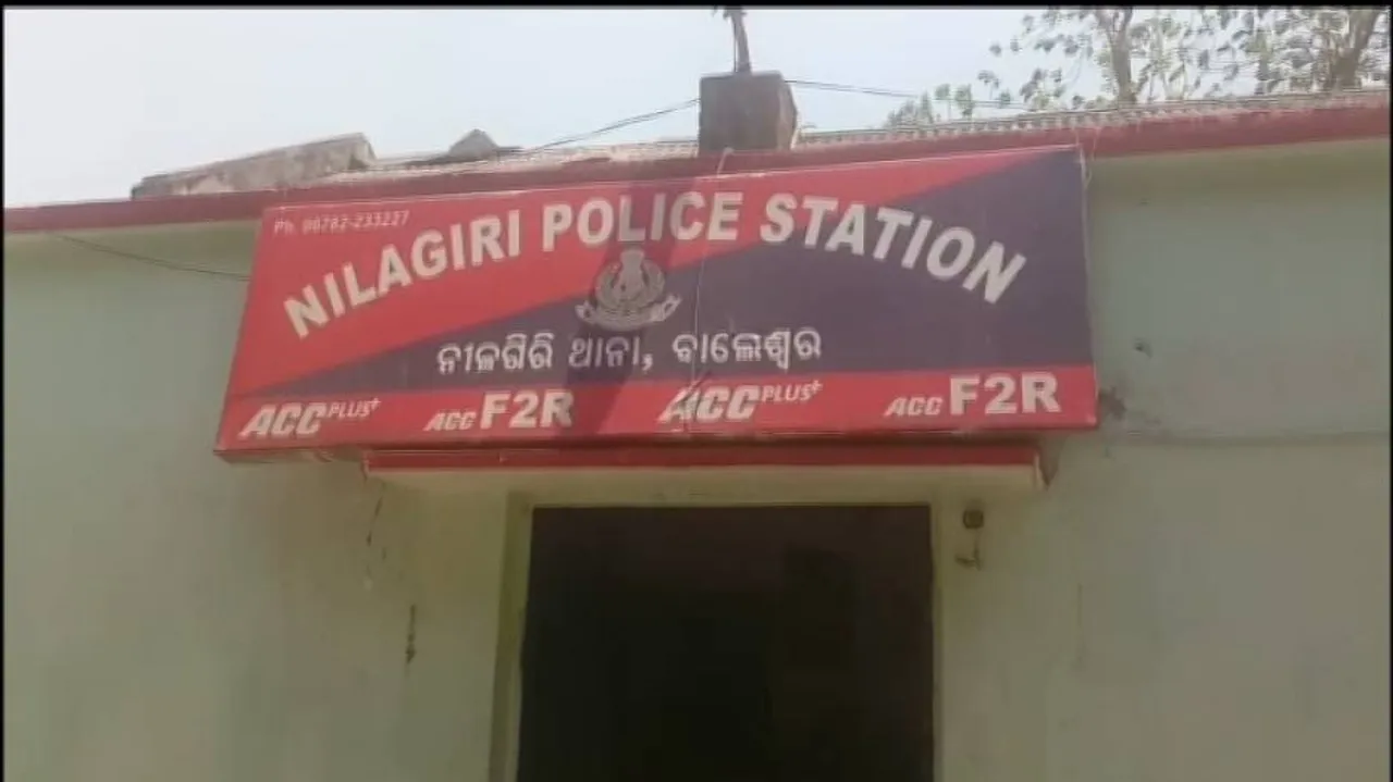 Eloping minor girl meets Balasore SP seeking protection