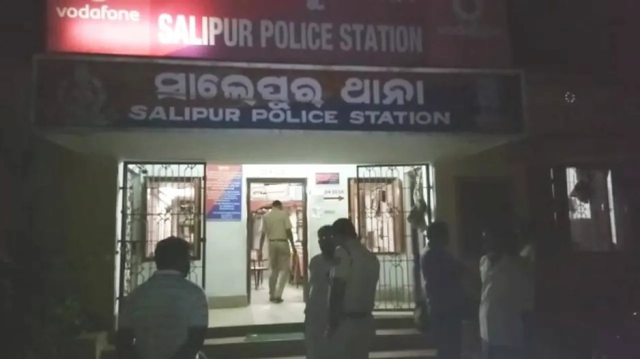 Minor girl rescued in unconscious state, rape suspected