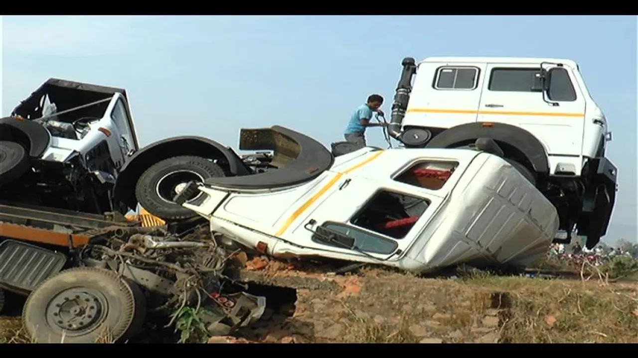 One killed in road mishap on NH 49