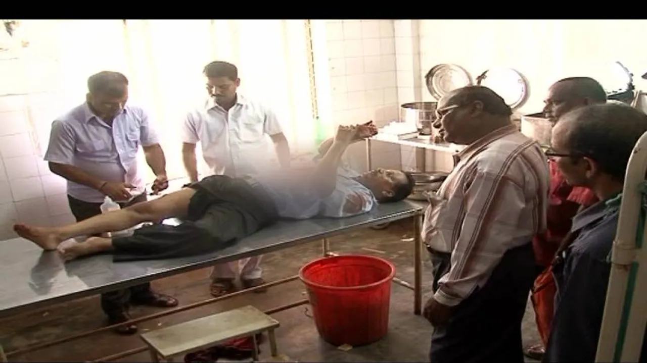 One arrested for looting stamp vendor