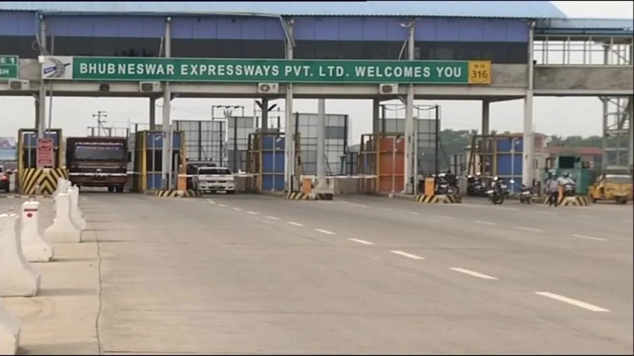 Toll dispute: Bus services on Puri route disrupted