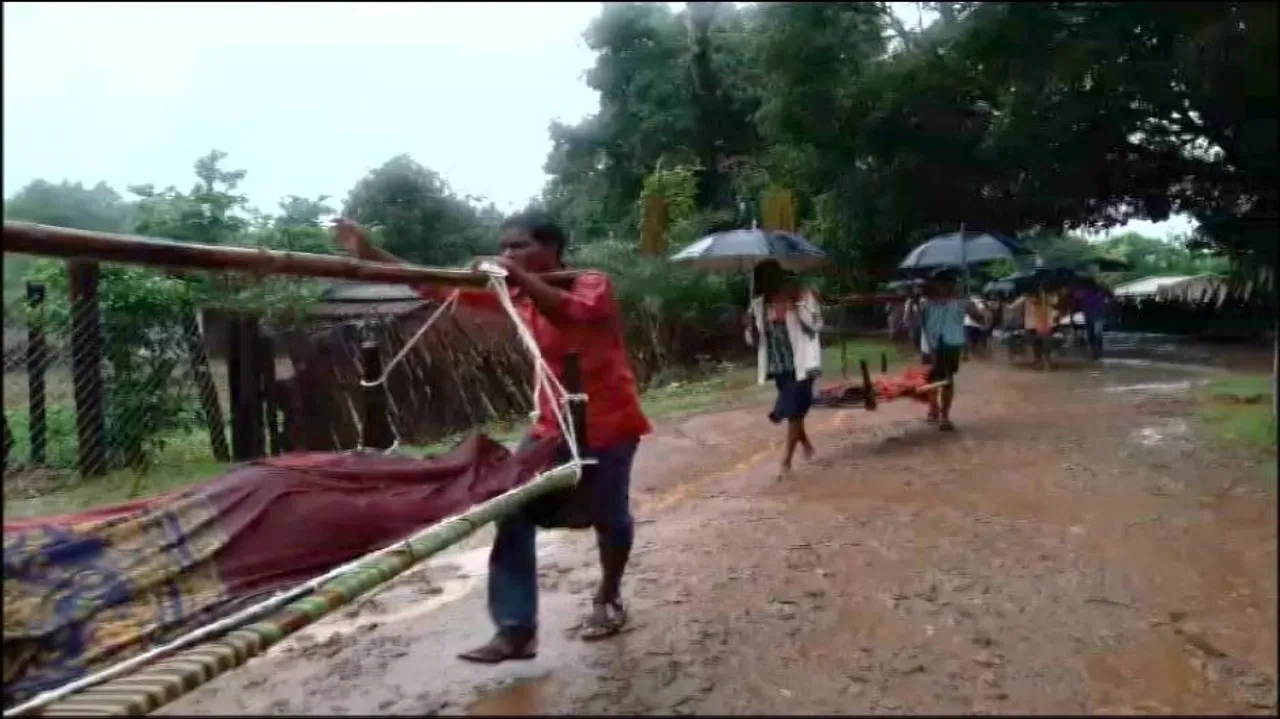 Bodies of crossfire victims handed over to kin