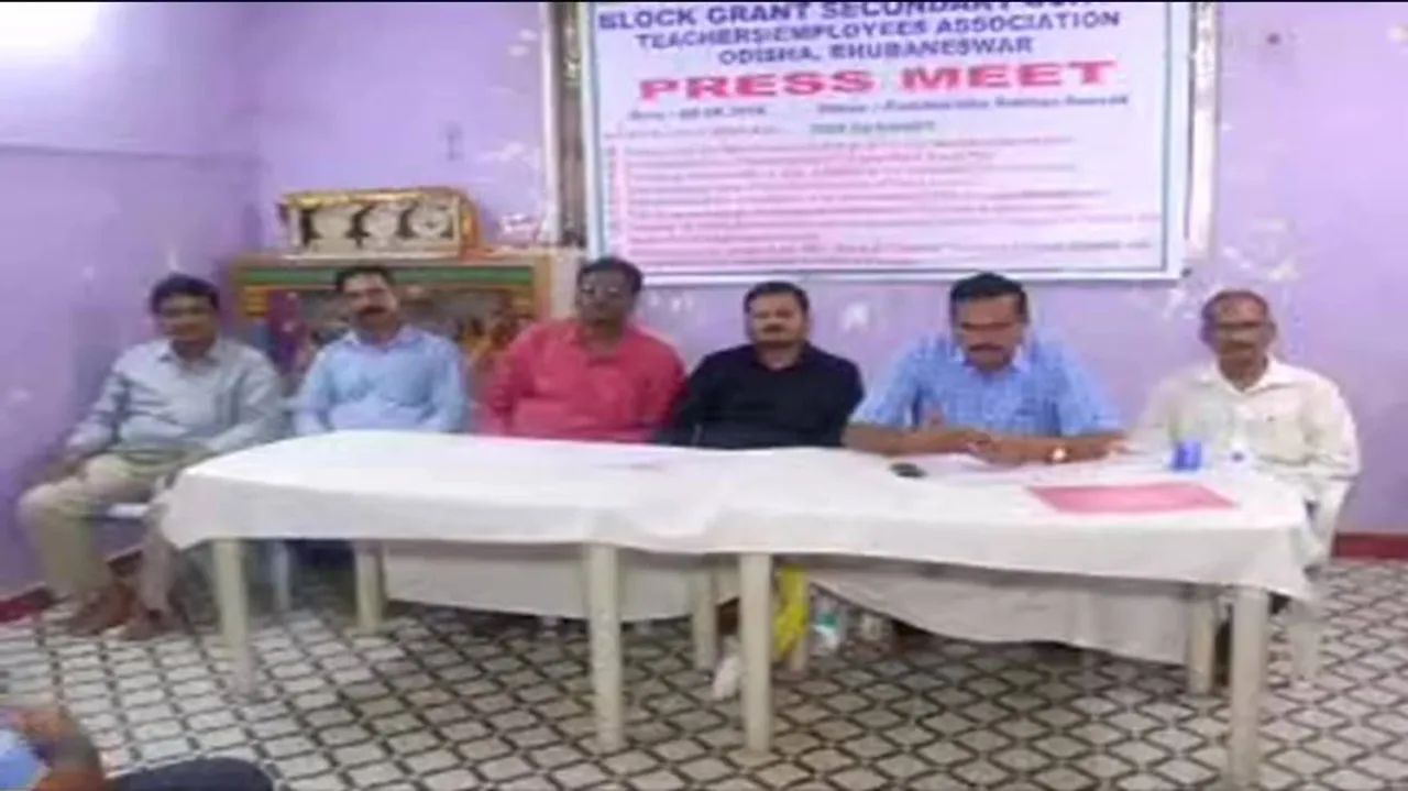 Teachers’ body to sit on protest against ‘Teach on Call’ system