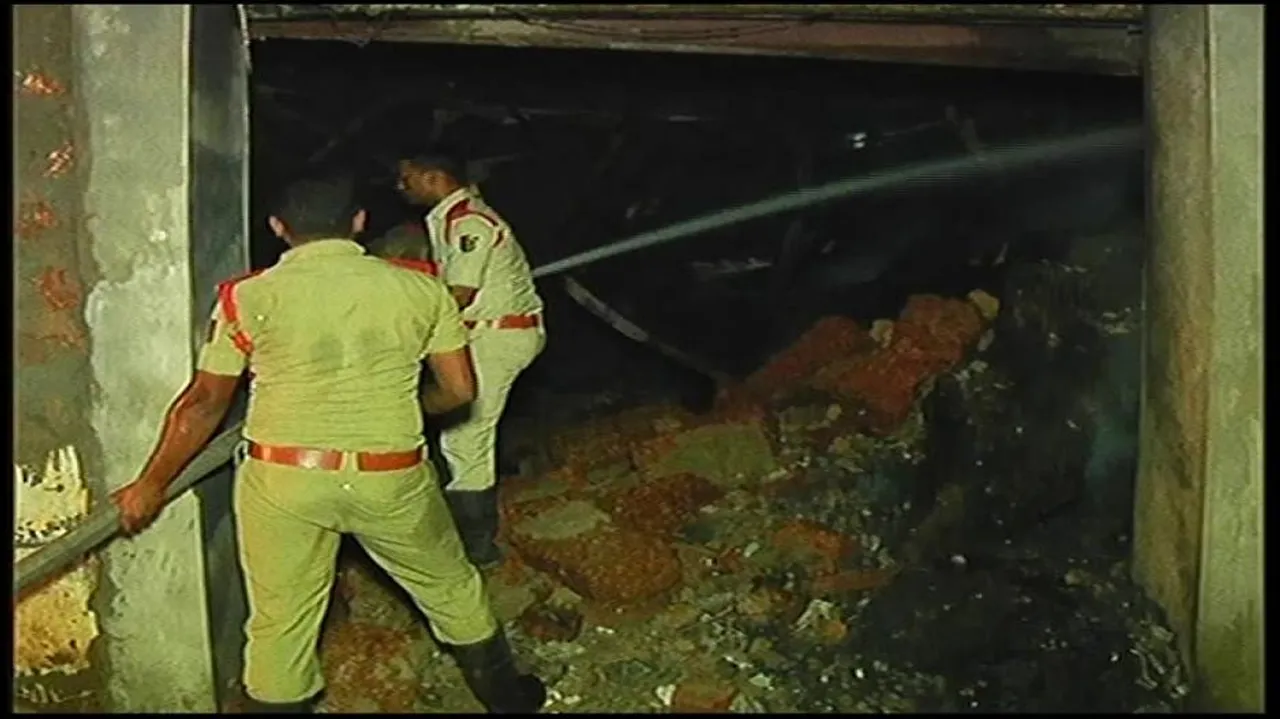 Fire breaks out at Jagatpur Industrial Estate