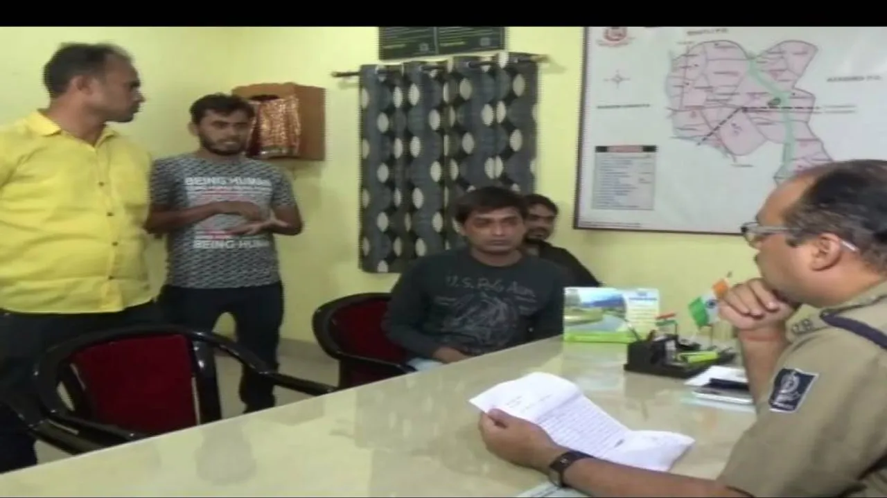 3 cops among 4 detained for ‘looting’ Chhattisgarh businessman